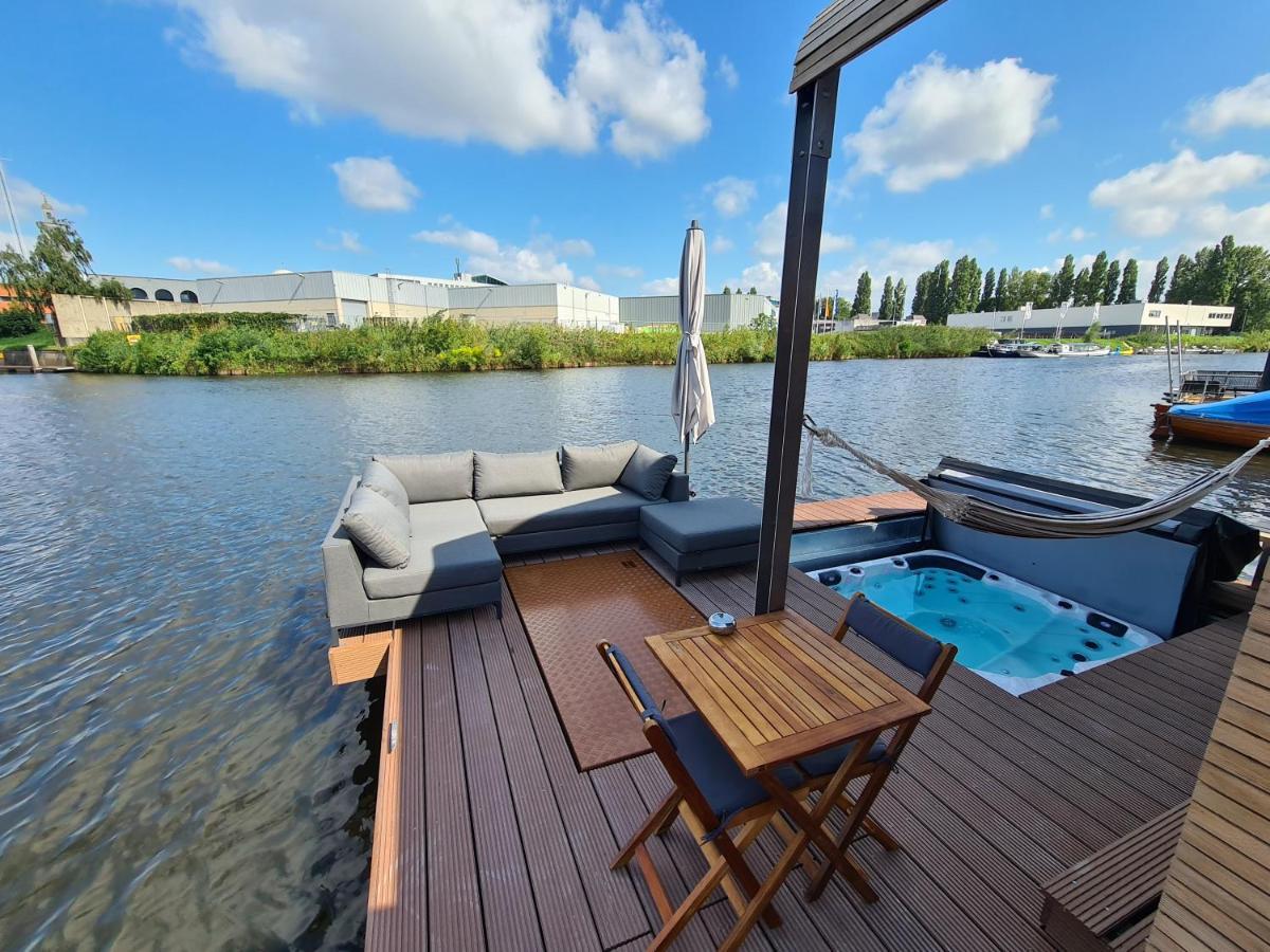 Wikkelboats @ Tramkade Den Bosch Villa Orthen Buitenkant foto